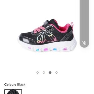 New girls light up sneakers